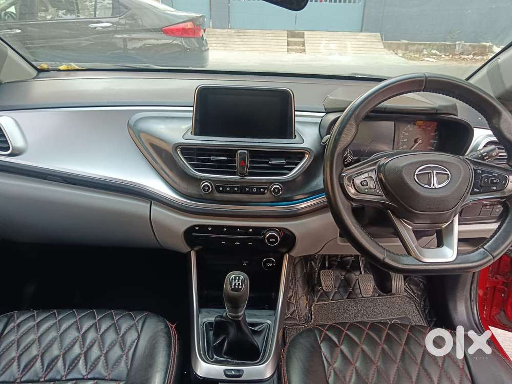 Tata Altroz Xz, 2020, Petrol