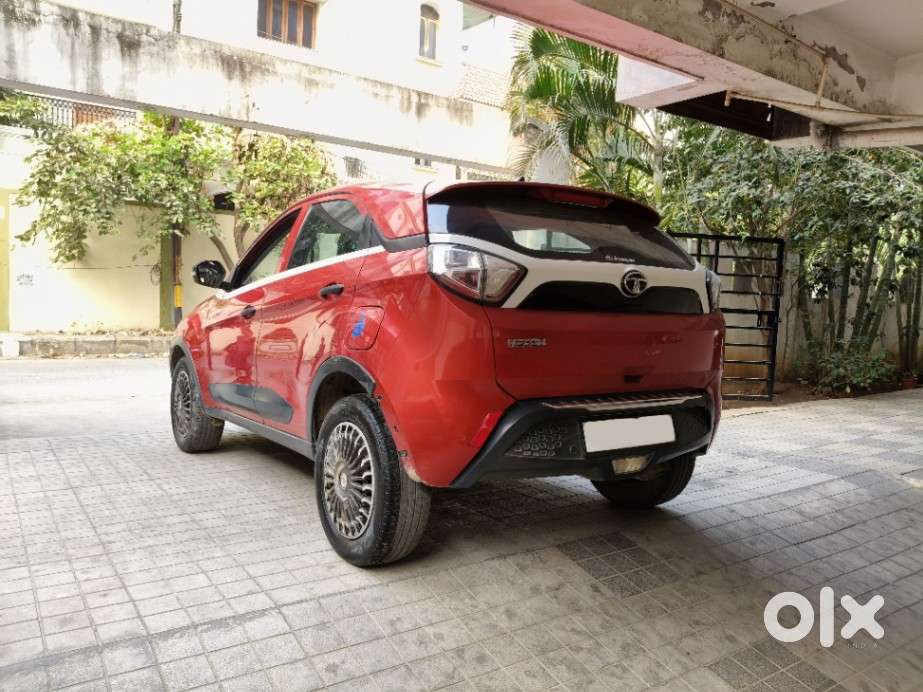 Tata Nexon Amt 1.2 Revotron Xma, 2019, Petrol