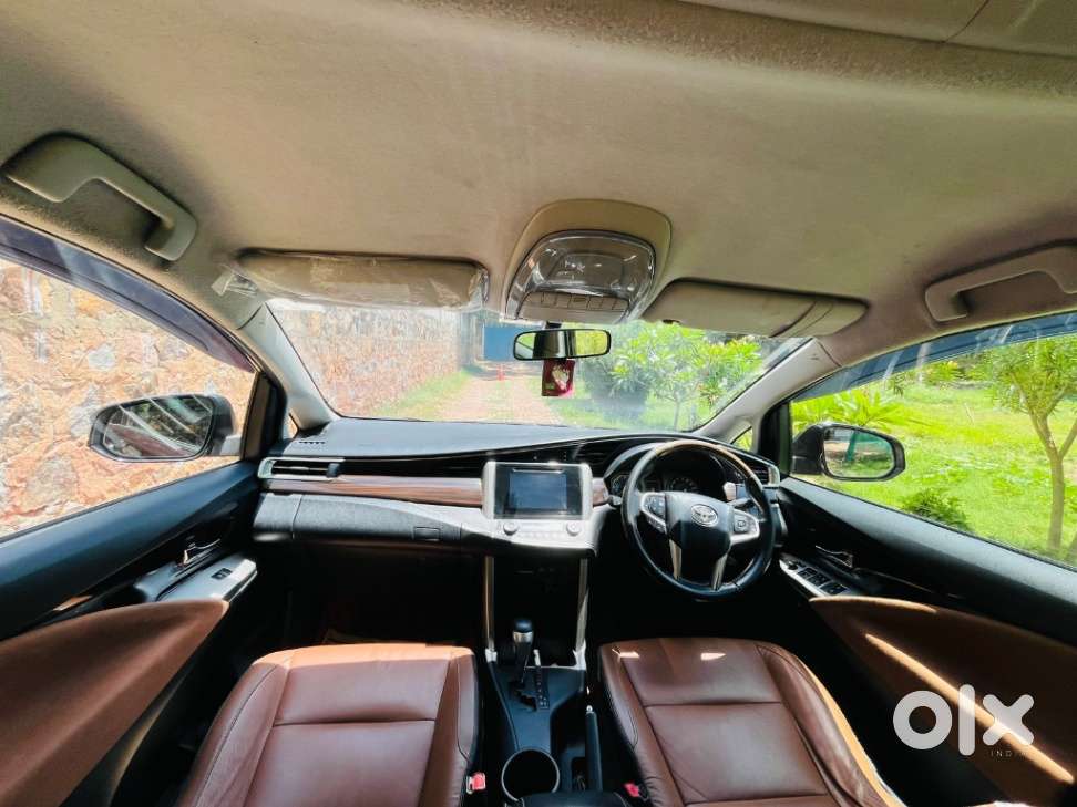 Toyota Innova Crysta 2.8 Z, 2016, Diesel
