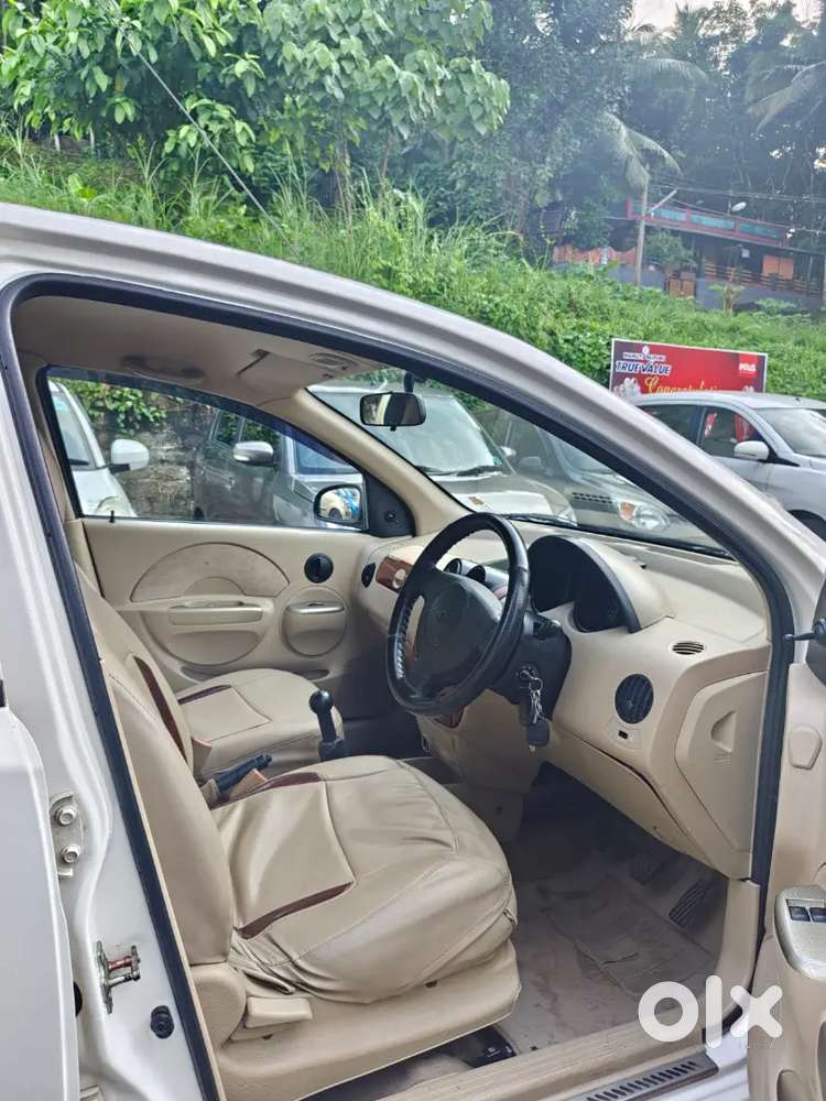 Chevrolet Aveo 2012 Petrol 42500 Km Driven