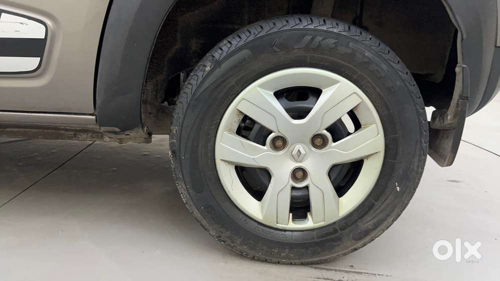 Renault Kwid 2019-ongoing 1.0 Rxt Amt (o), 2016, Petrol