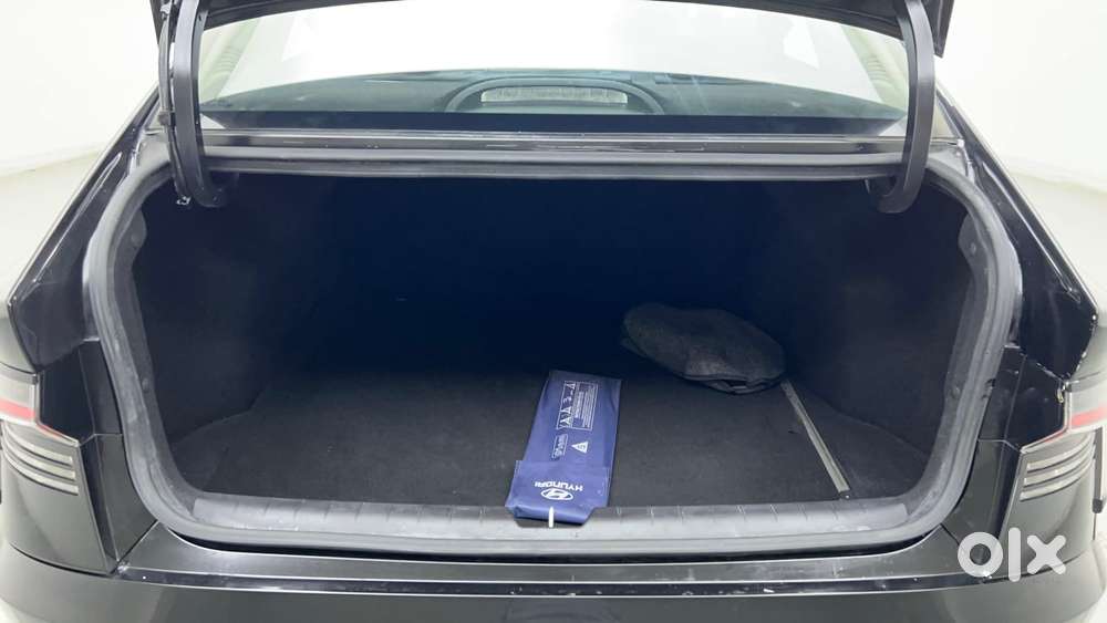 Hyundai Verna Sx 1.5 Petrol Ivt, 2025, Petrol