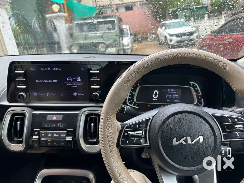 Kia Sonet Petrol 2022