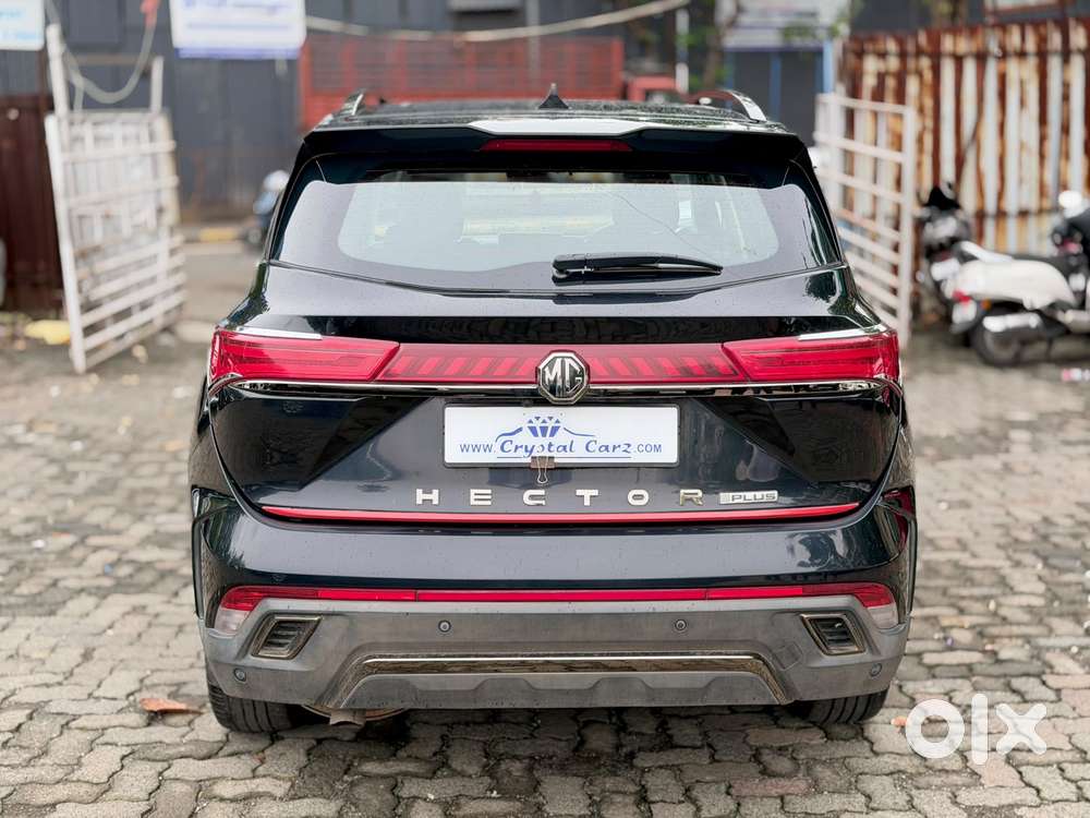 Mg Hector Plus Sharp Pro Blackstorm 1.5 Turbo Petrol Cvt 7 Str, 2024..