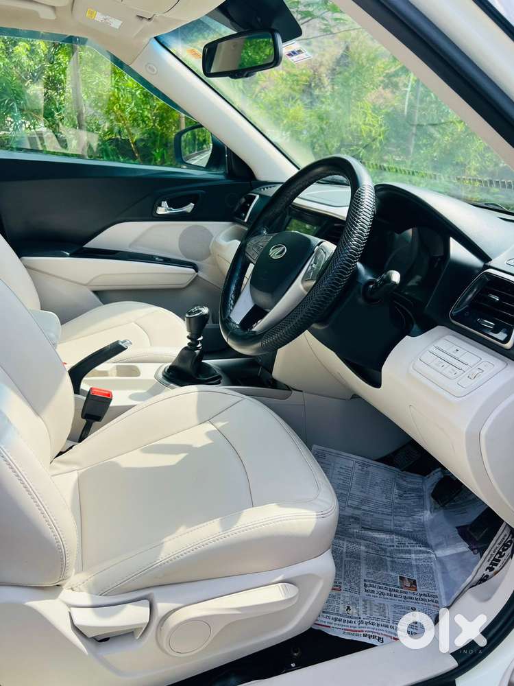 Mahindra Xuv300 W8, 2021, Petrol