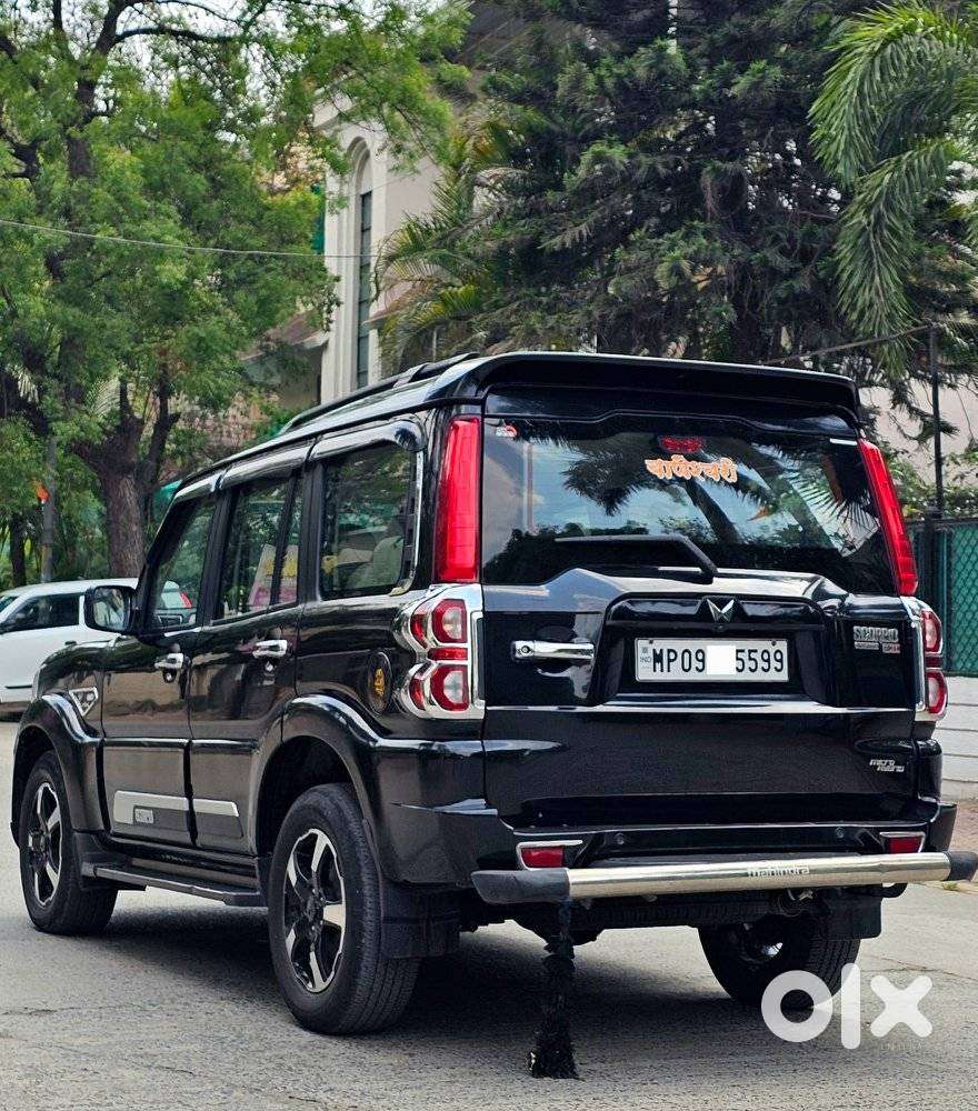 Mahindra Scorpio S11 Mt 7s, 2023, Diesel