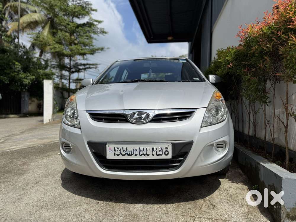 Hyundai I20 Sportz 1.2 Bs-iv, 2010, Petrol