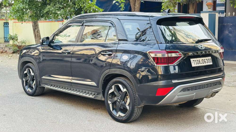 Hyundai Alcazar 2.0 Signature (o) Petrol At 7 Str, 2022, Petrol