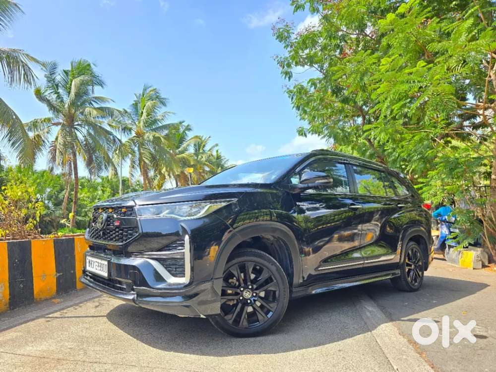 Toyota Innova Hycross 2.0 Zx (o) Hybrid 7 Str, 2024, Petrol