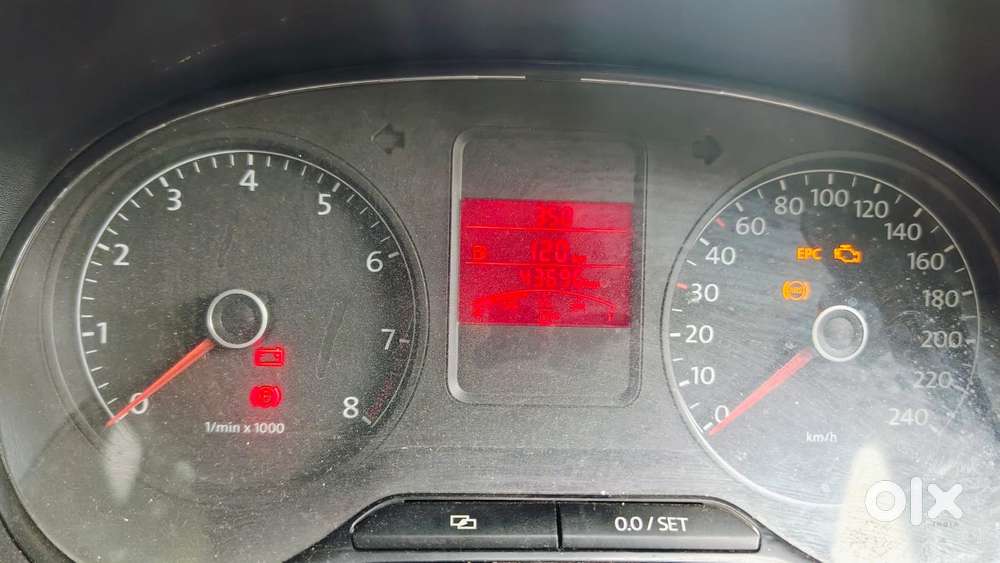 Volkswagen Polo Petrol Highline 1.2l, 2014, Petrol