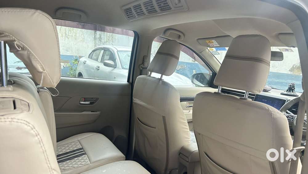 Maruti Suzuki Ertiga 1.5 Zxi Plus Shvs, 2022, Petrol