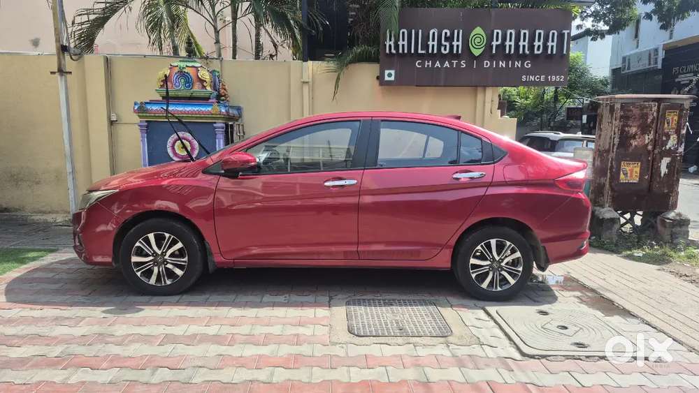 Selling My Honda City 2022 In Excellent Condition. Used For Daily Comm