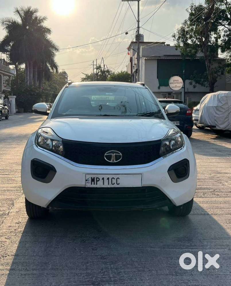 Tata Nexon 1.5 Revotorq Xt, 2018, Diesel