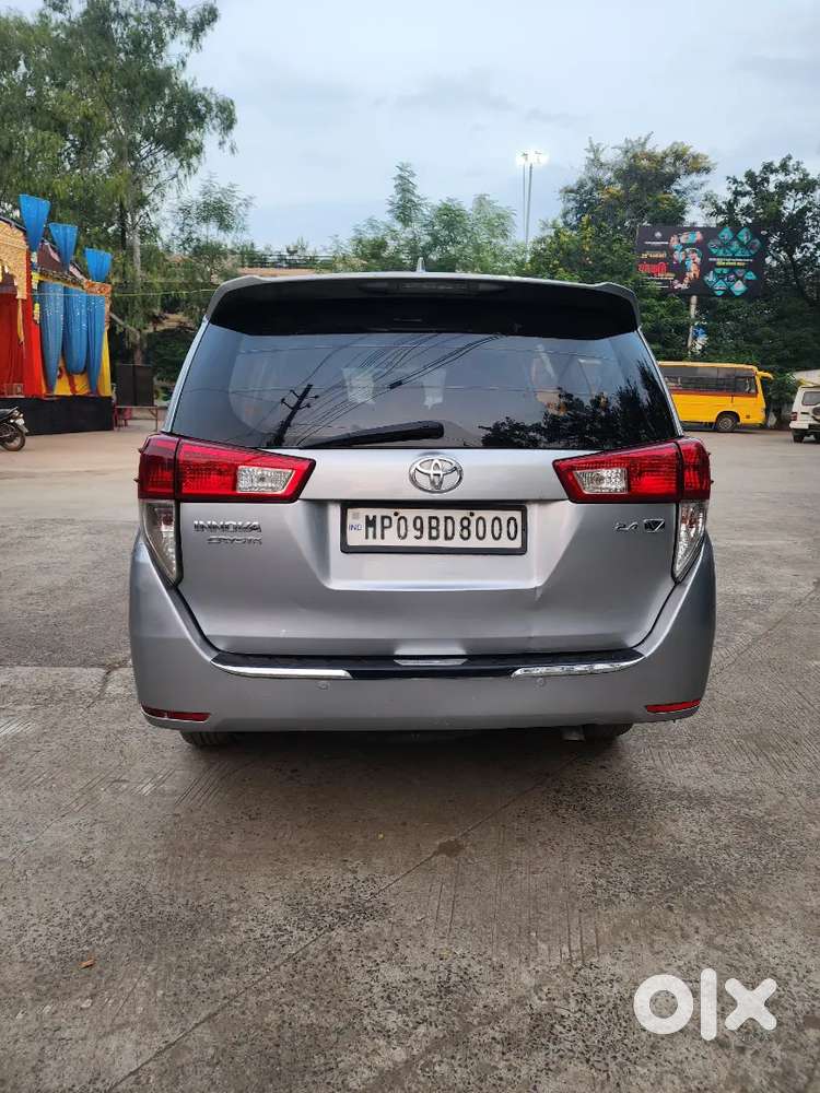 Sell My Innova Crysta Very Good Condition New Insurance New Tyre
