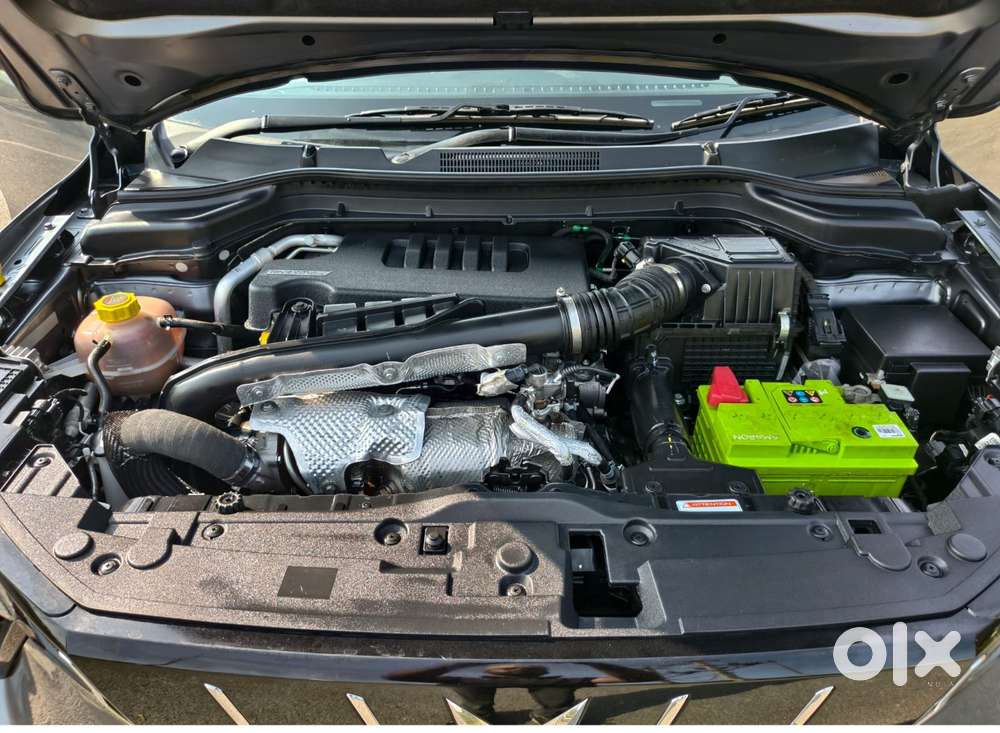 Mahindra Xuv 3xo Ax5 Ds Mt, 2024, Diesel