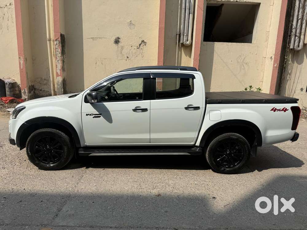 Isuzu D-max V-cross 4x4, 2025, Diesel