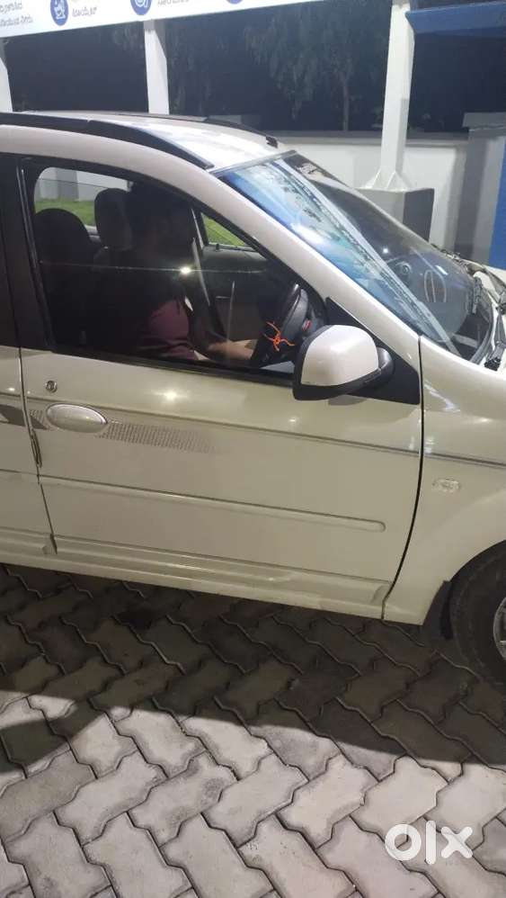 Mahindra Verito 2013 Diesel Well Maintained