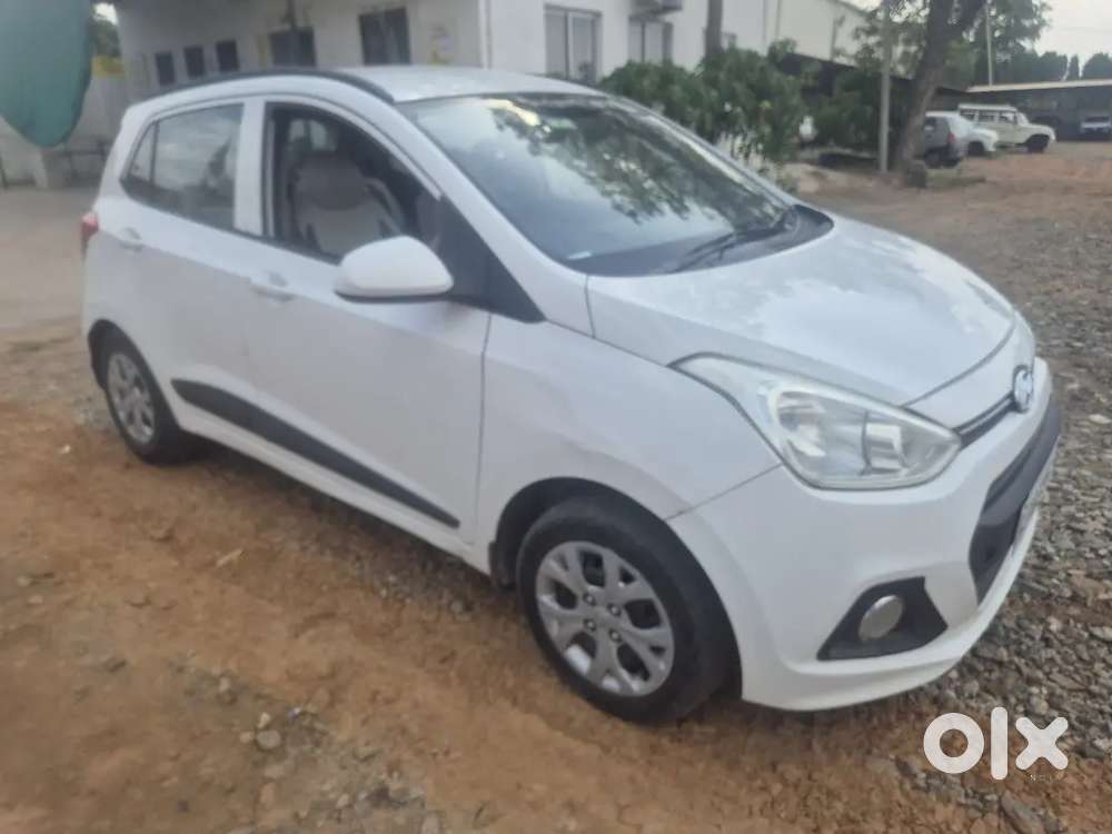 Rj10ca9525 Hyundai Grand I10 2016 
Sportz Diesel