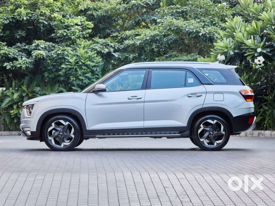 Hyundai Alcazar 2.0 Signature (o) Petrol At 6 Str, 2022, Petrol