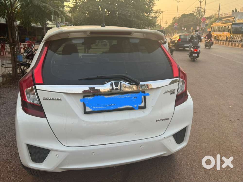 Honda Jazz 2015 Vx Petrol - Mint Condition