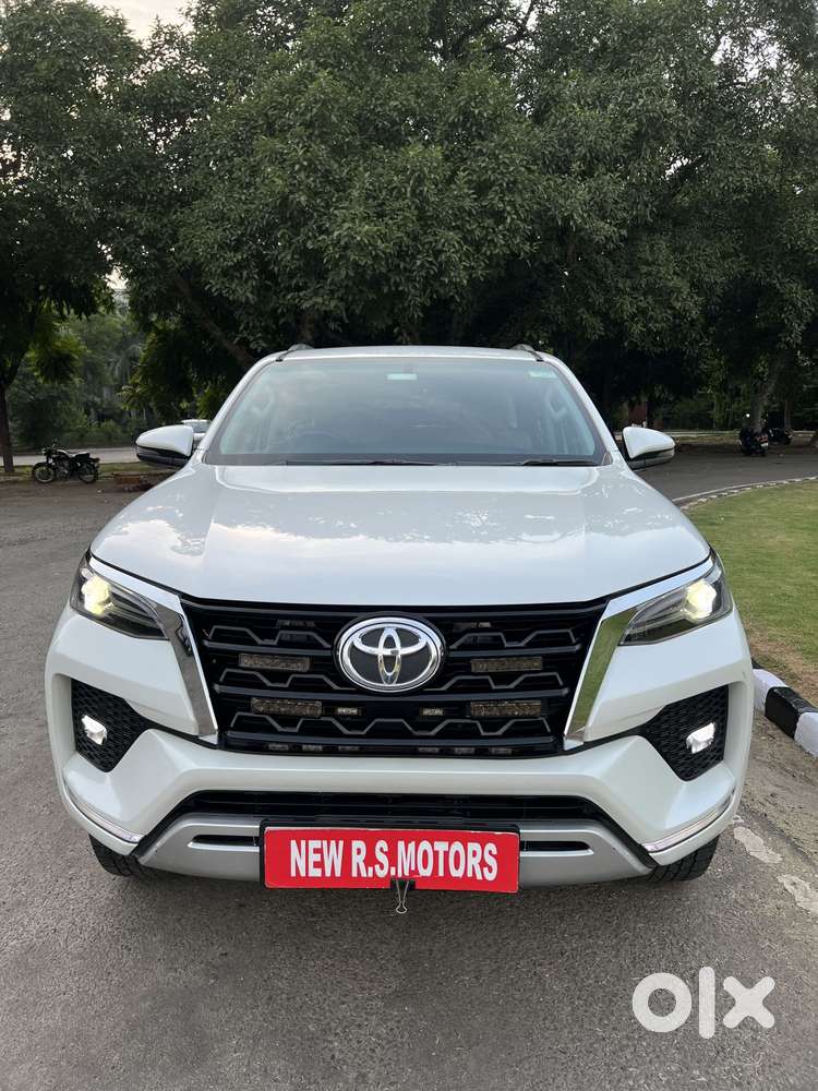 Toyota Fortuner 4x2 At 2.8 Diesel, 2024, Diesel