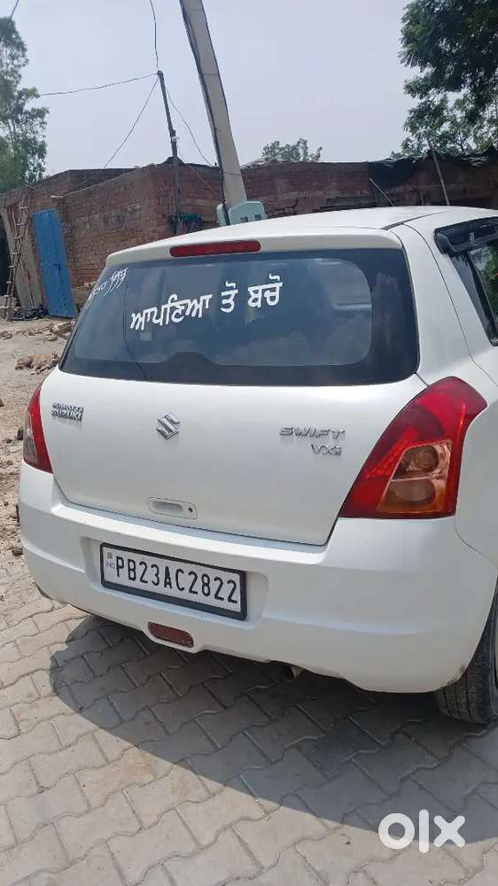Maruti Suzuki Swift 2011 Petrol 90000 Km Driven