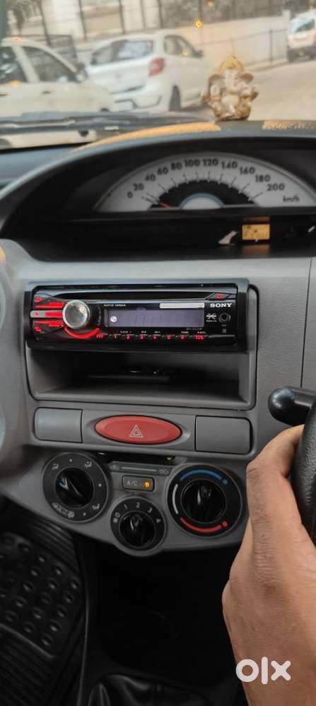 Toyota Etios Liva 2011-2012 G, 2012, Petrol