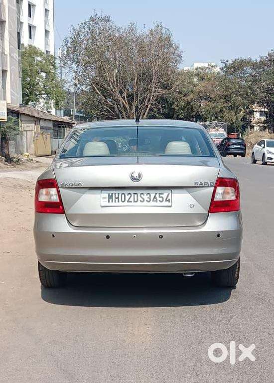 Skoda Rapid Ambition 1.6 Tdi Cr Manual Plus, 2014, Diesel