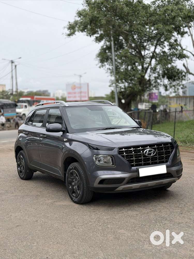 Hyundai Venue S 1.2 Petrol, 2020, Petrol
