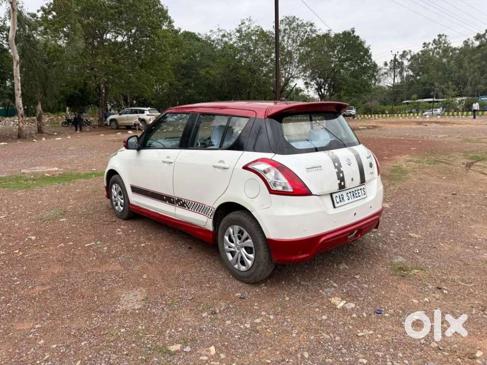 Maruti Suzuki Swift 1.2 Vxi Glory Edition, 2015, Petrol