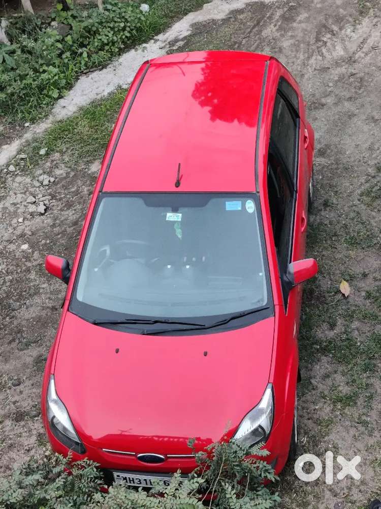 Ford Figo Zxi Petrol 2011