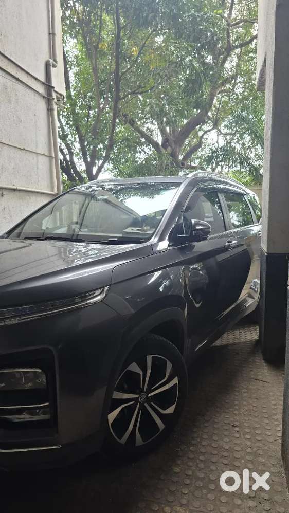 Mg Hector Plus Savvy 2023 With Low Kms Pristine Condition