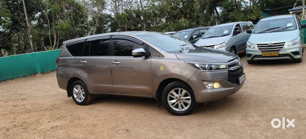 Toyota Innova Crysta 2.8z Automatic, 2016, Diesel