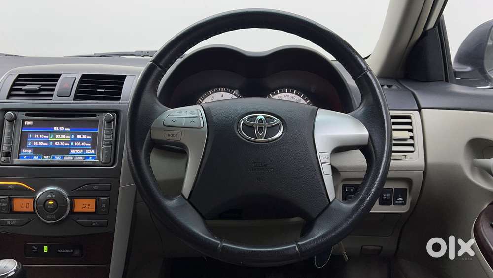 Toyota Corolla Altis 1.8 G, 2013, Petrol