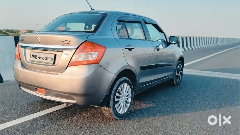 Maruti Suzuki Swift Dzire 1.2 Vxi Bsiv, 2013, Petrol