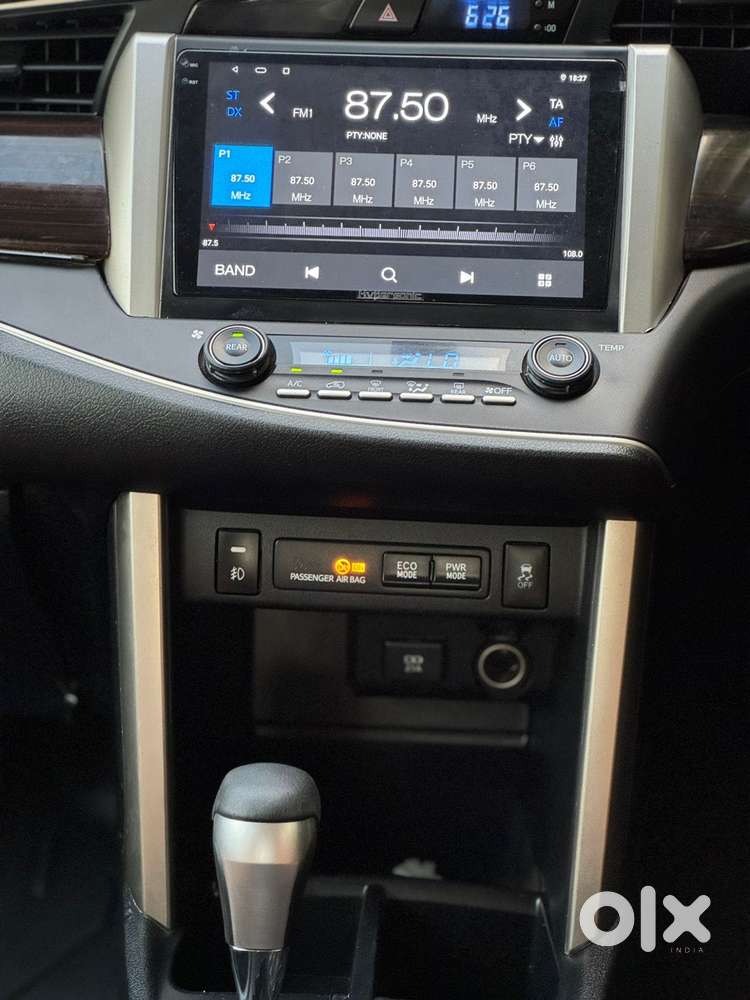 Toyota Innova Crysta 2.8z Automatic, 2020, Diesel