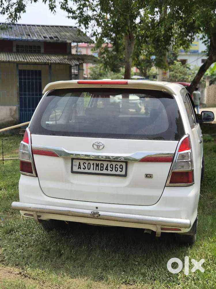 Toyota Innova Hycross 2012 Diesel 162206 Km Driven