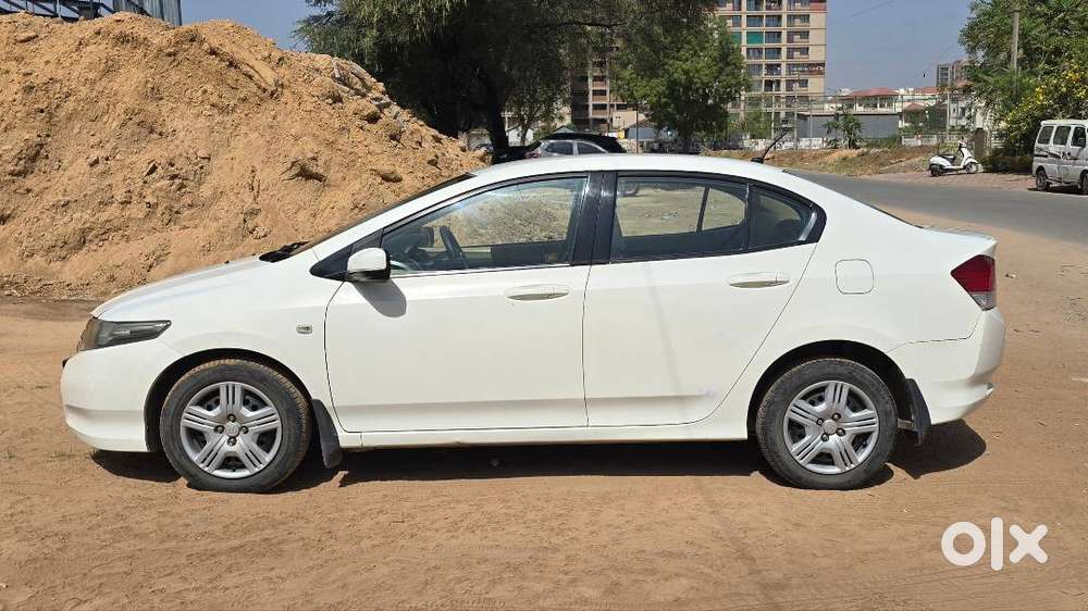 Honda City 2011 Mt (petrol + Lovato Company Fitted Sequential Cng Kit)