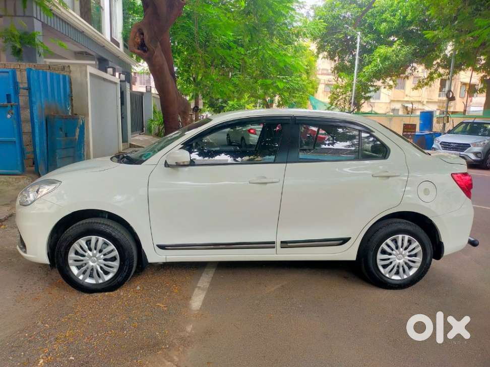 Maruti Suzuki Swift Dzire 1.3 Vxi, 2023, Petrol