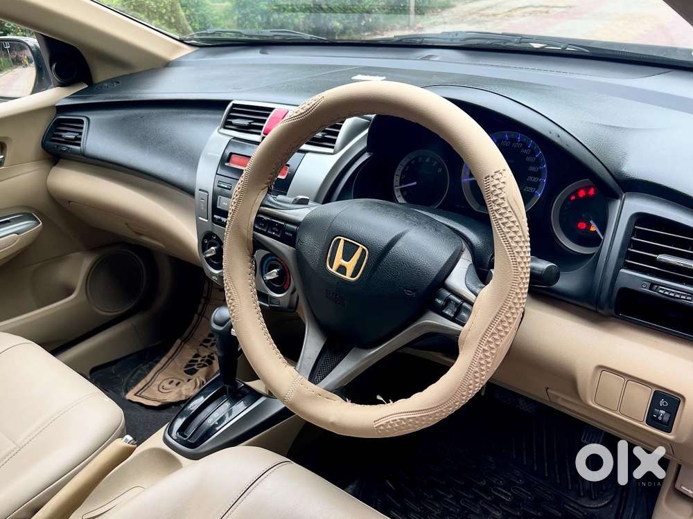 Honda City V At Exclusive, 2013, Petrol
