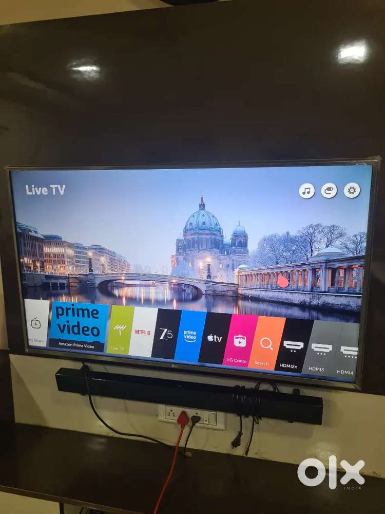 LG 43 inches LED Ultra Smart TV for sale