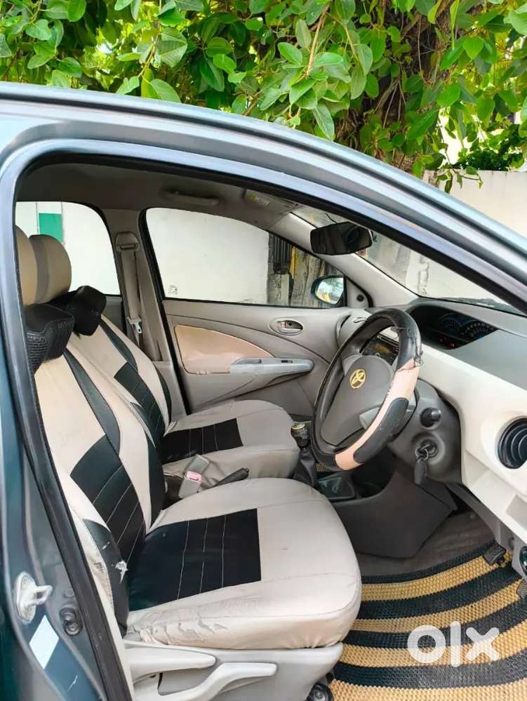 Toyota Etios [2014] Petrol