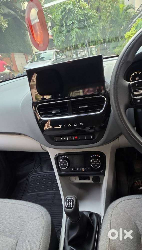 Tata Tiago 1.2 Revotron Xz Plus, 2025, Petrol