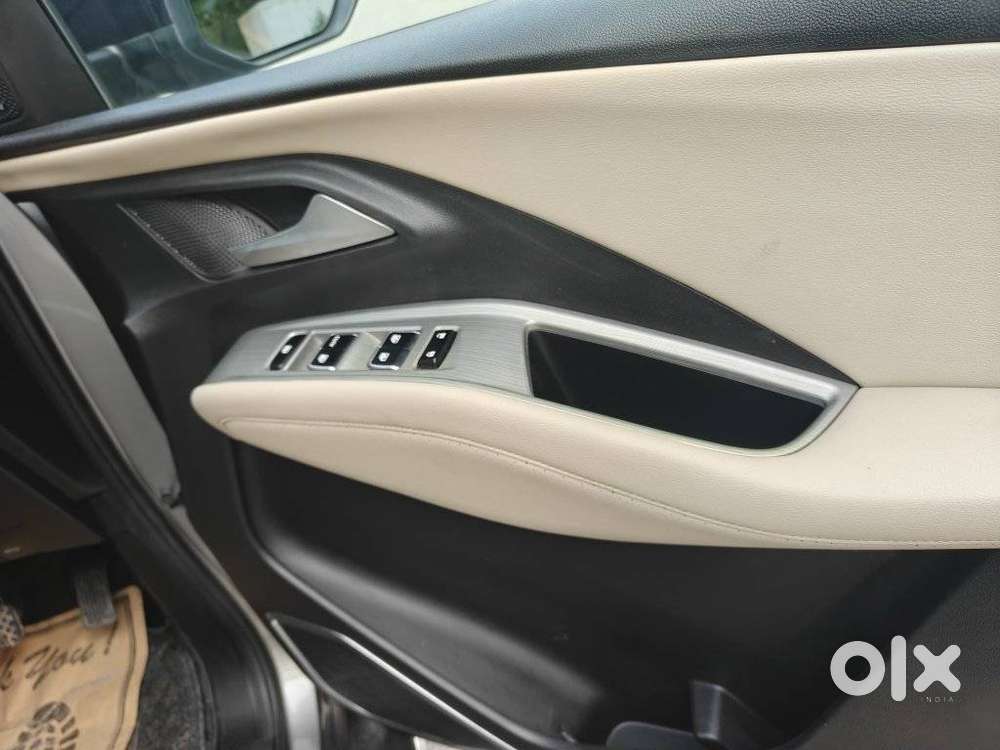 Mg Hector Sharp Pro 1.5 Turbo Cvt, 2023, Petrol