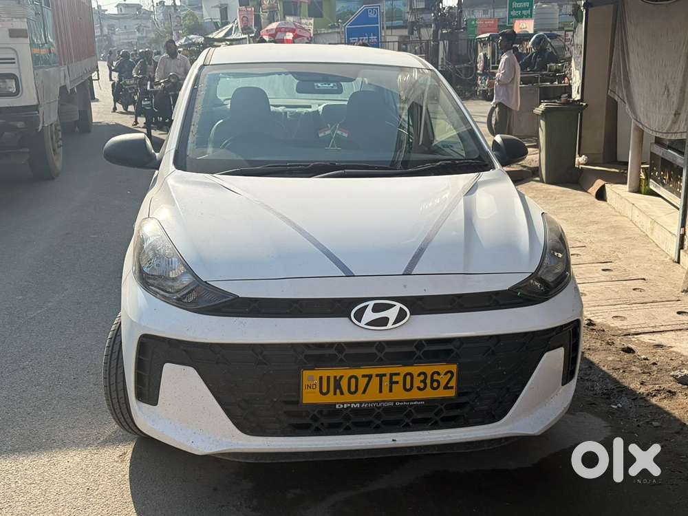 Hyundai Aura Petrol 2026