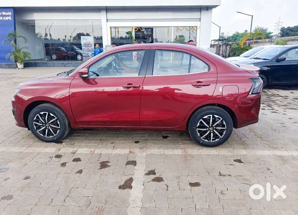 Maruti Suzuki Dzire, 2025, Cng & Hybrids