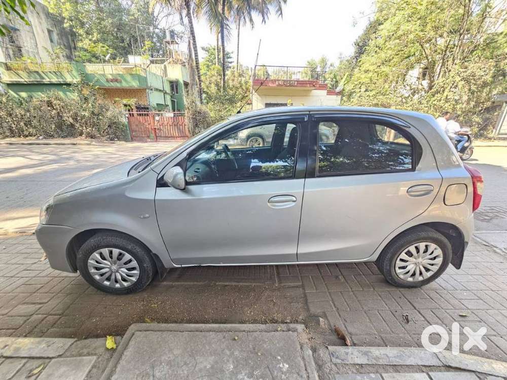 Toyota Etios Liva 2011-2012 G, 2012, Petrol