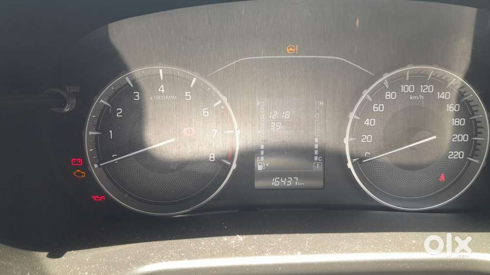 Maruti Suzuki Brezza 1.5 Vxi Smart Hybrid, 2023, Petrol