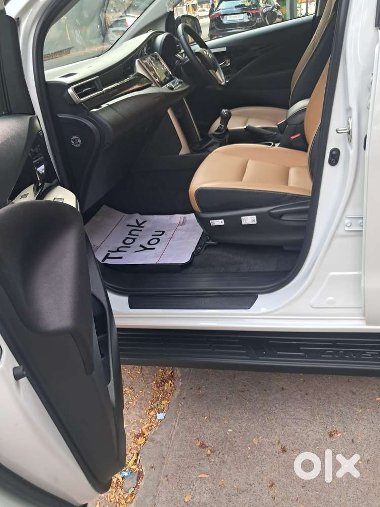 Toyota Innova Crysta 2.4 Z 7 Str, 2025, Diesel
