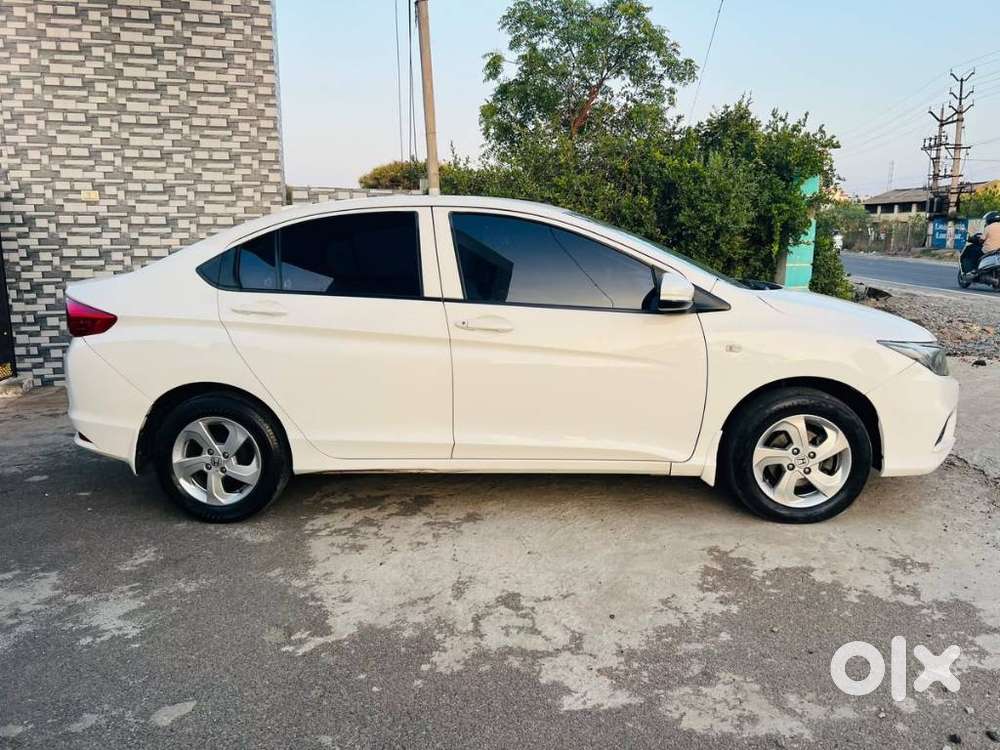 Honda City E, 2014, Diesel